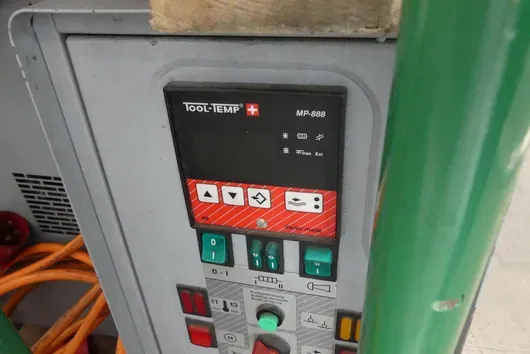TOOL-TEMP industriële temperatuurregelaars TT-188