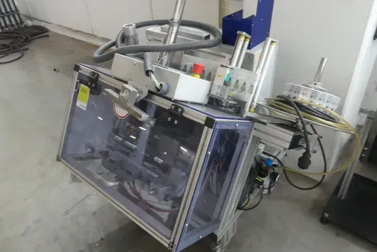 Machine à sachets 250 LCC
