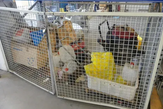 Soubor průmyslového materiálu (obsah mřížové klece)