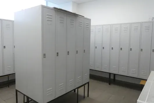 7x armoires vestiaires