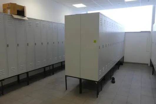 15x szafki na klucz