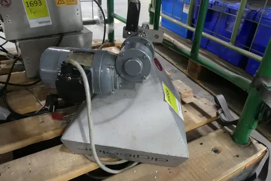 Dosing device