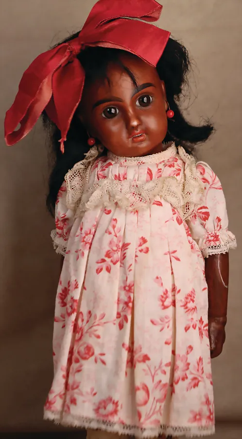 EMILE JUMEAU – petite poupée foncée