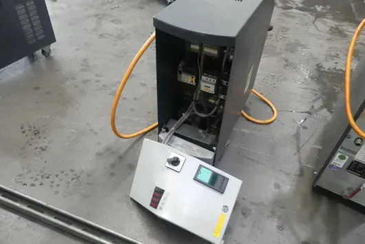 REGLOSPLAS 90S temperature control unit
