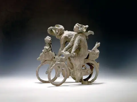 Georg Günther Zeuner, 1923 Drážďany - 2011 Speyer, bronzová socha, cyklista, jedoucí na kole