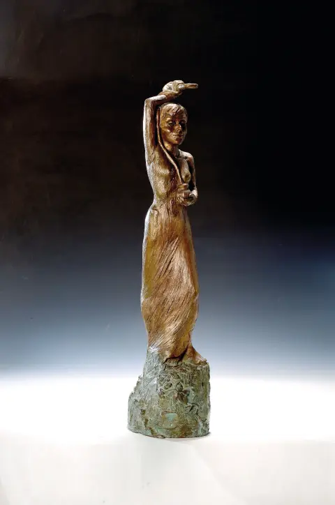 Waltraud Suckow, 1924-2009, bronzová socha, Metamorfóza Eva, "Positive Pandora", unikát