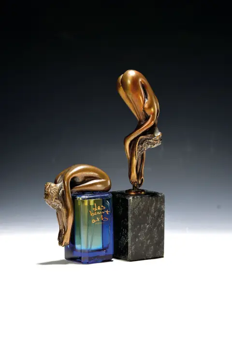 Bruno Bruni, né en 1935 à Gradara, 2 bronzes : 1x signé et num. 3081/7555, H. env. 10cm, avec