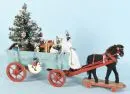 Weihnachtskutsche – Holz, farbig gefasst, Stoffpferd auf Rollen, mit Engelspuppe, mehreren Holzfiguren und Christbaum, L= 59 cm;