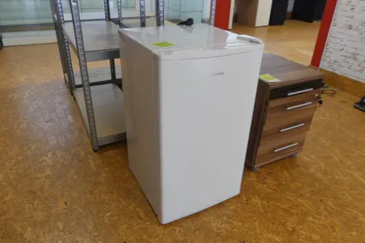 Amica refrigerator
