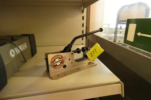 Bearing press