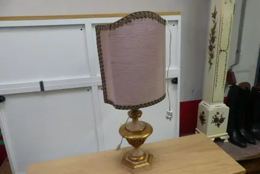 Tischlampe