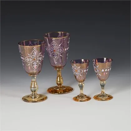 2 verres à vin et 2 verres à liqueur avec iris or. Verrerie Annín (Annathal)