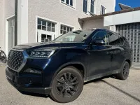 1 samochód marki SSANGYONG
