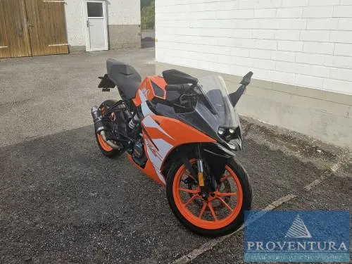 Moto KTM RC 125 Duke, première immatriculation 2020