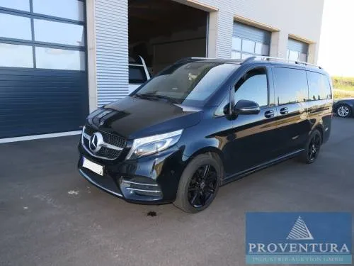 Passenger van MERCEDES-BENZ V300d 4Matic AMG-Line ED/L EZ 2019 144,000 km leather automatic heated seats Burmester sound