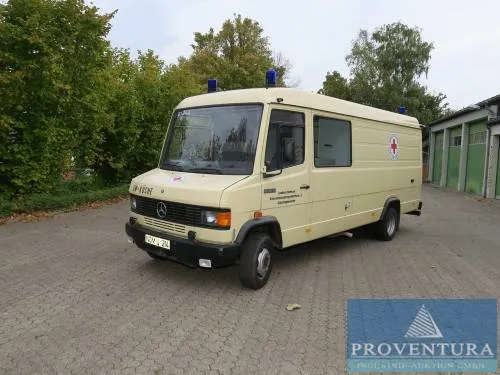 Спецавтомобиль закрытый фургон MERCEDES-BENZ 609 D, 1992 г.в., 19 800 км
