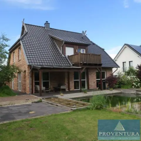 Rodinný dům postavený v roce 2017, s dvojgaráží, 29690 Schwarmstedt