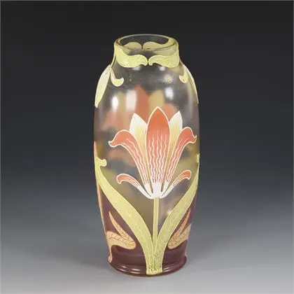 Jugendstil-Vase mit Emailmalerei. Harrach