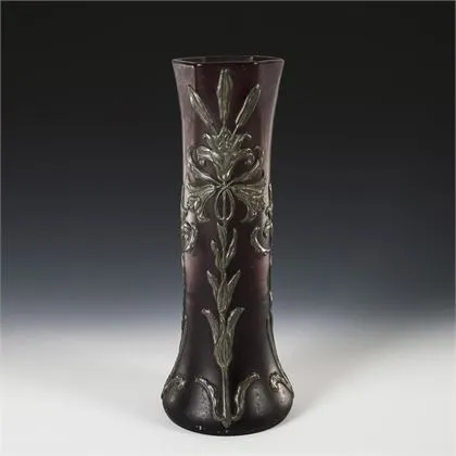 Große Jugendstil-Vase mit Zinnoverlay