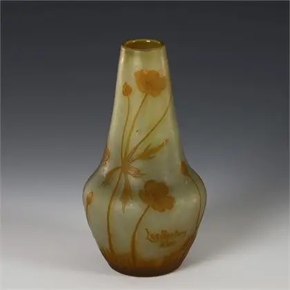 Jugendstil-Vase mit Butterblumendekor. Cristallerie de Pantin