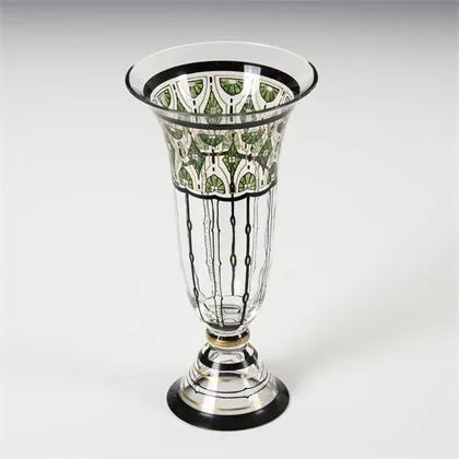 Art-déco-Fußvase. Josephinenhütte