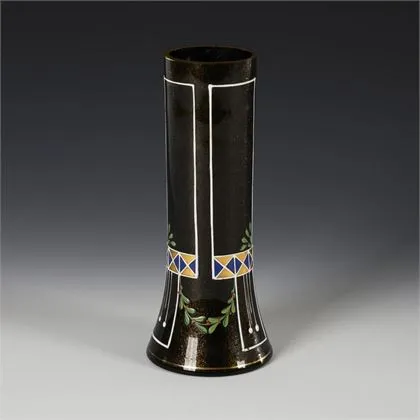 Waza szklana Jugendstil z awanturynem. Riedel