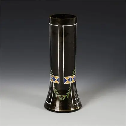 Váza Jugendstil z avanturínového skla. Riedel