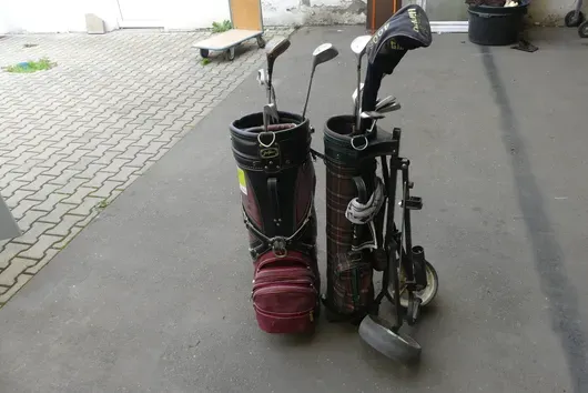 Golfschläger-Set mit Golftasche, diverse Schläger