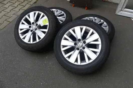Reifensatz (VW)