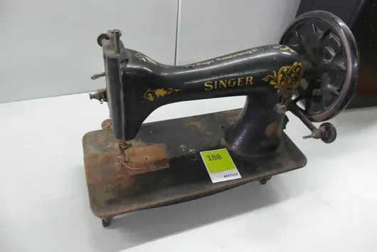 Vintage Singer Nähmaschine