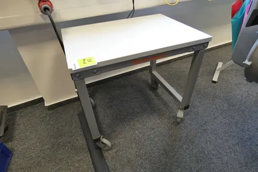 Chariot de table