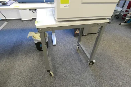 Chariot de table