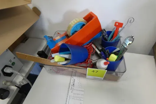 Lot d'équipement/accessoires de bureau