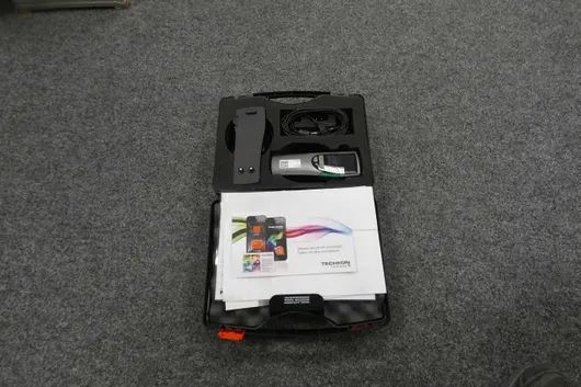 Techkon SpectroDens mit Transportkoffer