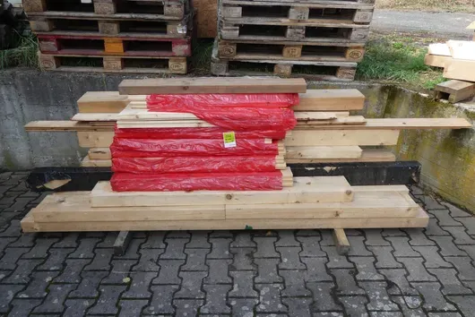 Lot de bois de construction