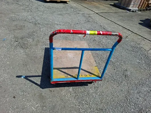 Chariot à plateforme