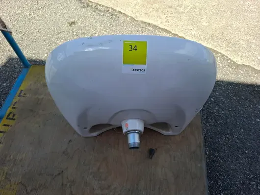 Waschbecken aus Keramik