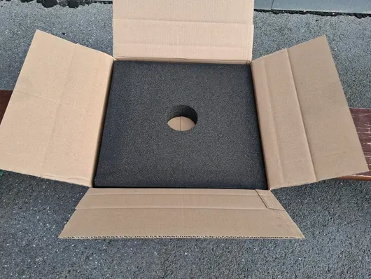 Insulating compensation piece