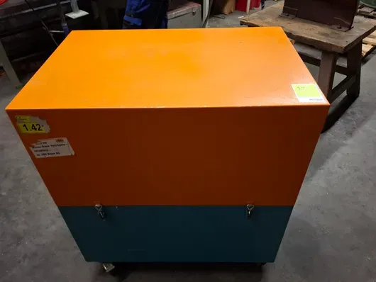 Industrial cooling unit