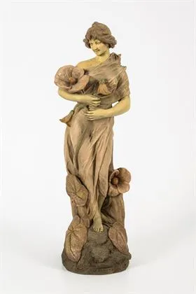 Figuur "Le Bégonia". Louis Alphonse Hanne Manufacture de L'Isle-Adam