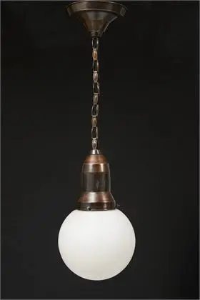 Secesní kulová lampa