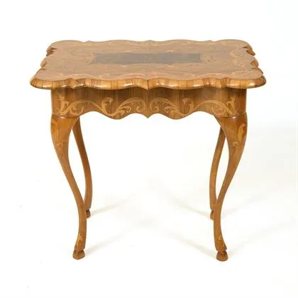 Inlaid side table in Baroque style
