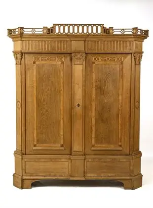 Velká dubová skříň Louis XVI