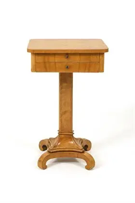Table à ouvrage Biedermeier