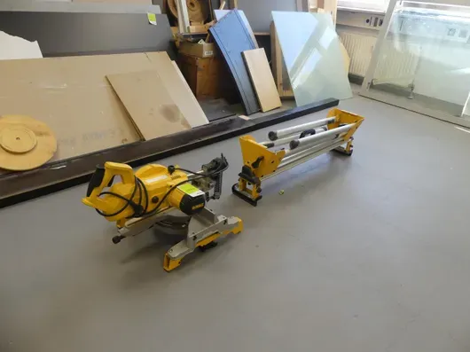 DeWalt mitre saw