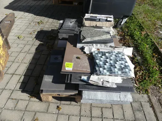 Partij tegelresten