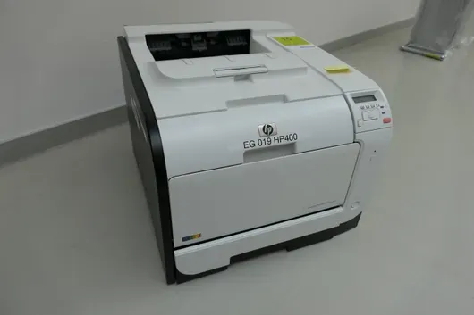 Imprimante HP LaserJet Pro 400 color M451dw