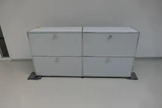 Kredens USM Haller