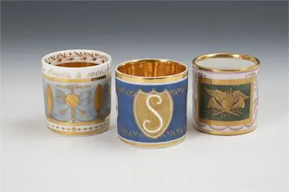 3 tasses Empire