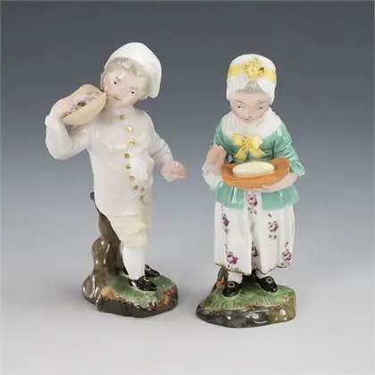 2 figures d'enfants. Höchst